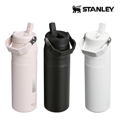 Borraccia da 700 ml con cannuccia a scatto Stanley IceFlow™ 2.0